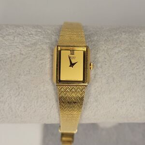 ⌚️ Seiko Women's Watch